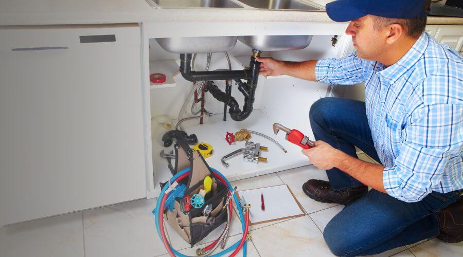 Professional water heater repair in Redford, TX